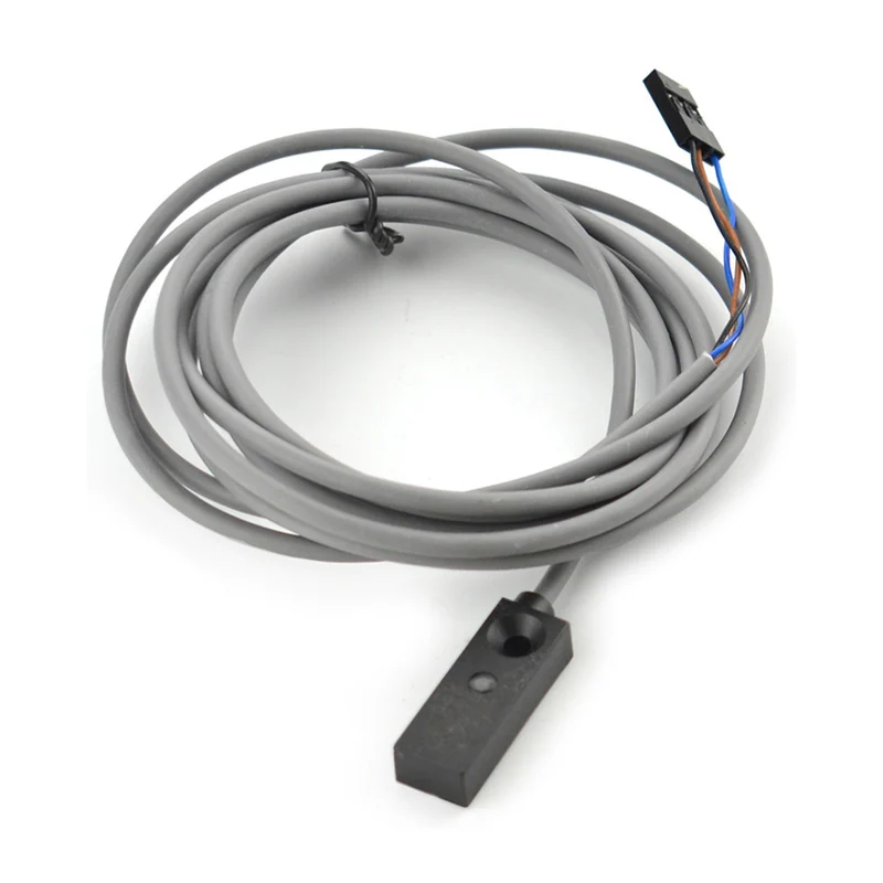 Датчик DFRobot FIT0658 — 5V Metal Proximity Switch