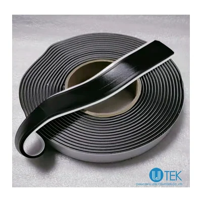 Герметизирующий жгут UTEK, сечение 2,5×12, 3×13 и 3×20 мм, 120–230 °C